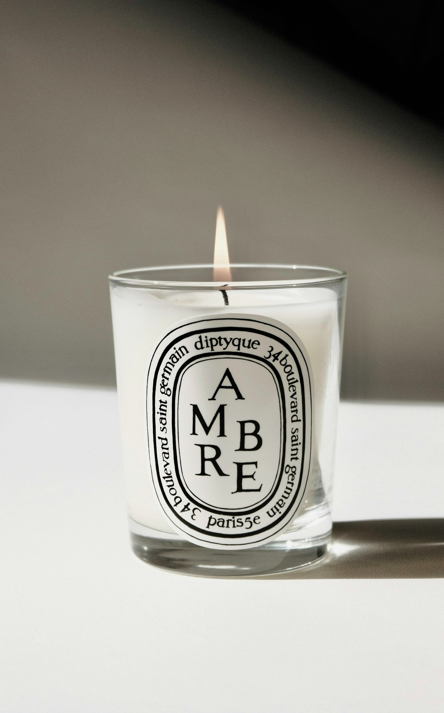 Jak minimalizm wspiera efektywność w biznesie